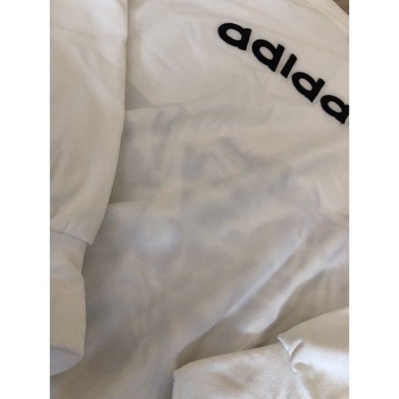 White adidas 2 piece set - Picture 2 of 8